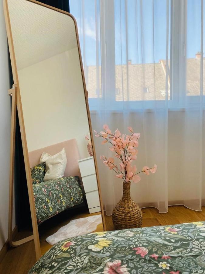 Vinestia Cityloft Storchenblick, Non-Serviced Appartement 莱布尼茨 外观 照片
